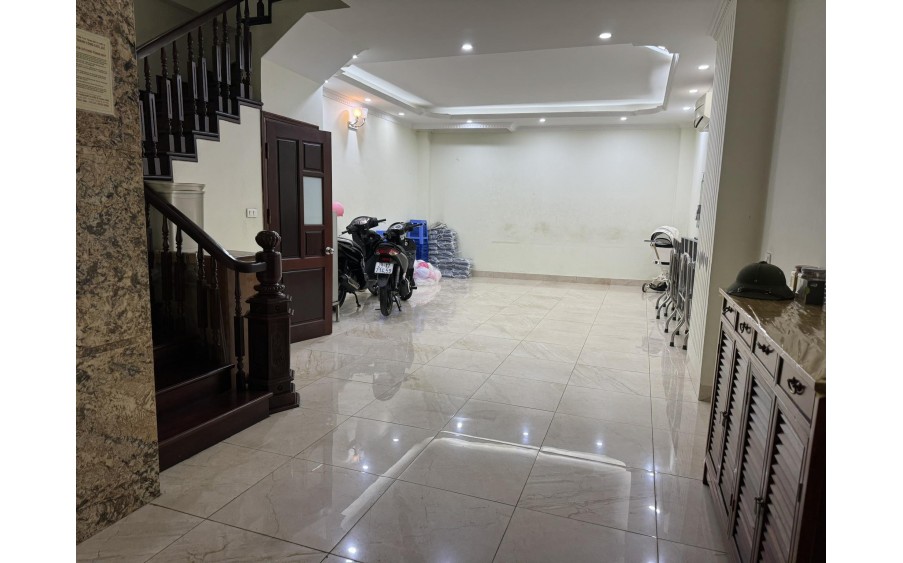 CHO THUÊ CĂN HỘ N01-T1 Chung Cư Ngoại Giao Đoàn - Tầng Trung đẹp, 117m-3PN-2wc-3 ban công- giá 18tr